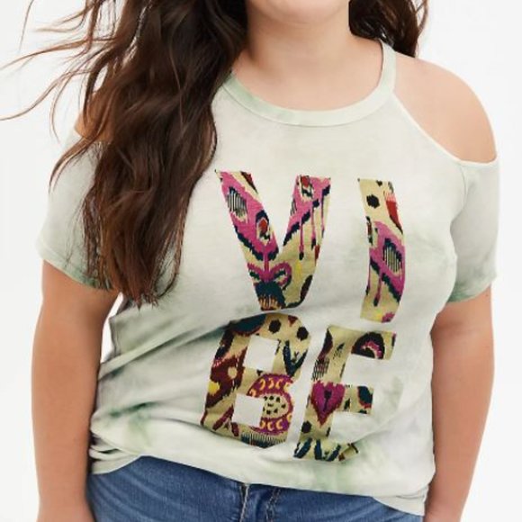TORRID COLD SHOULDER VIBE TOP SHIRT 6X OR 30W NWT - Picture 5 of 8